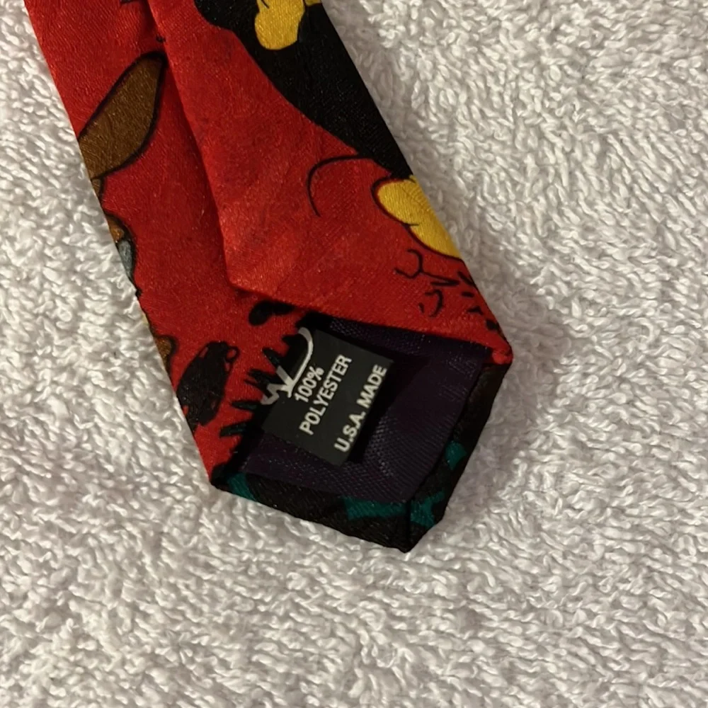 VTG Disney Mickey Unlimited Retro Dapper Goofy Novelty Necktie Don Quixote 90s
